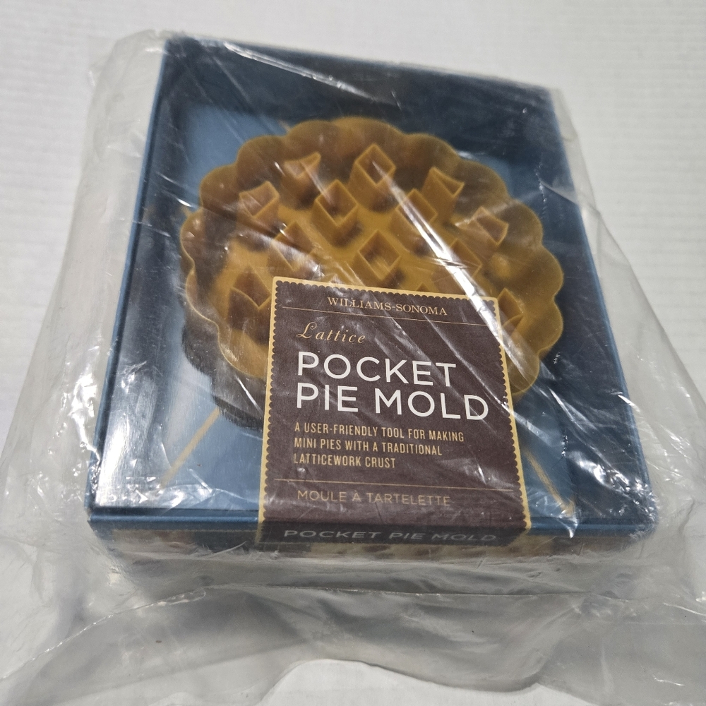 NWT Williams Sonoma Apple Hand Pie Mold Pocket Pie Mold Lattice